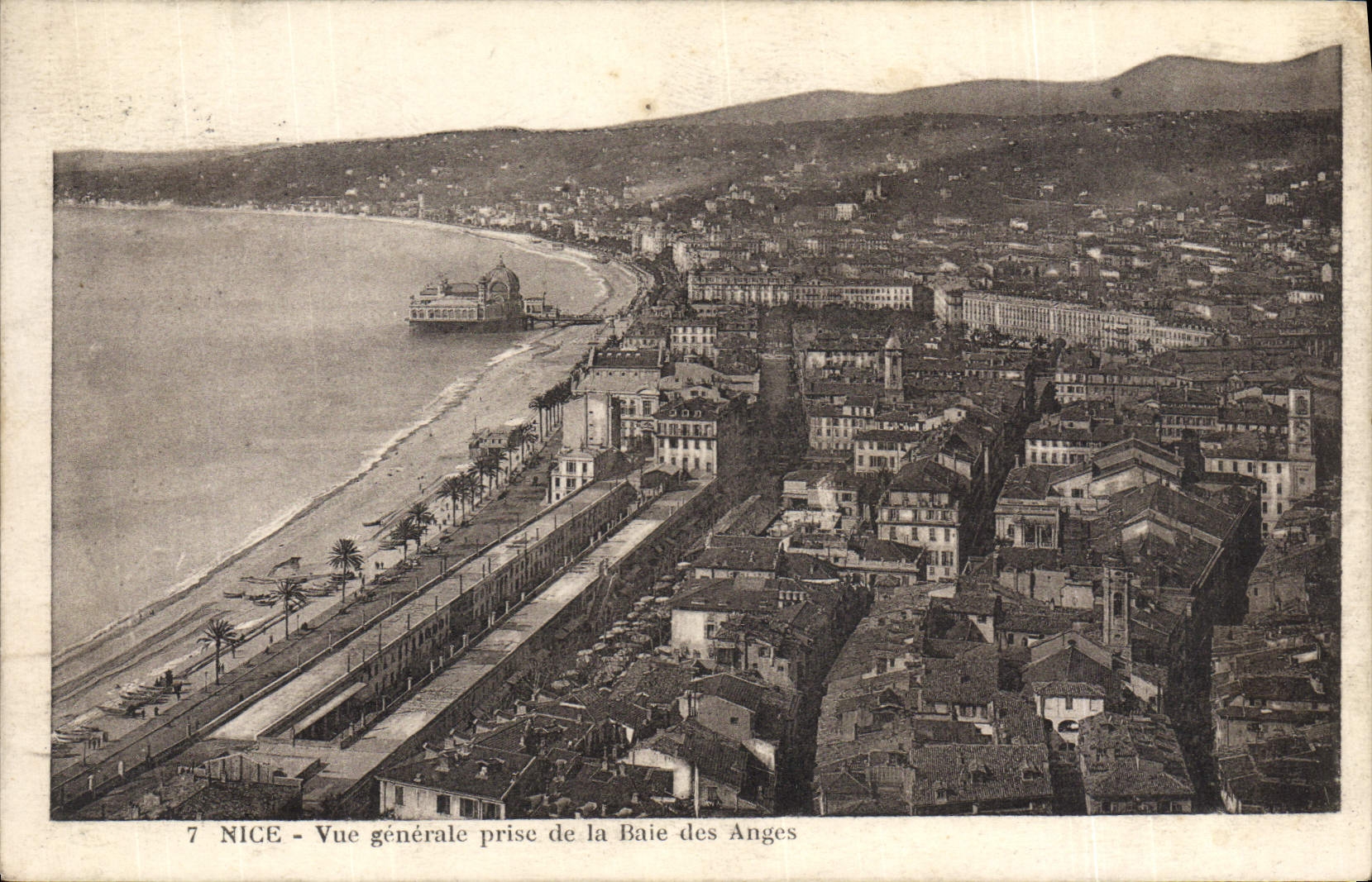 Opinión de la POSTAL de la VENDIMIA Niza tomada de la bahía de los ángeles