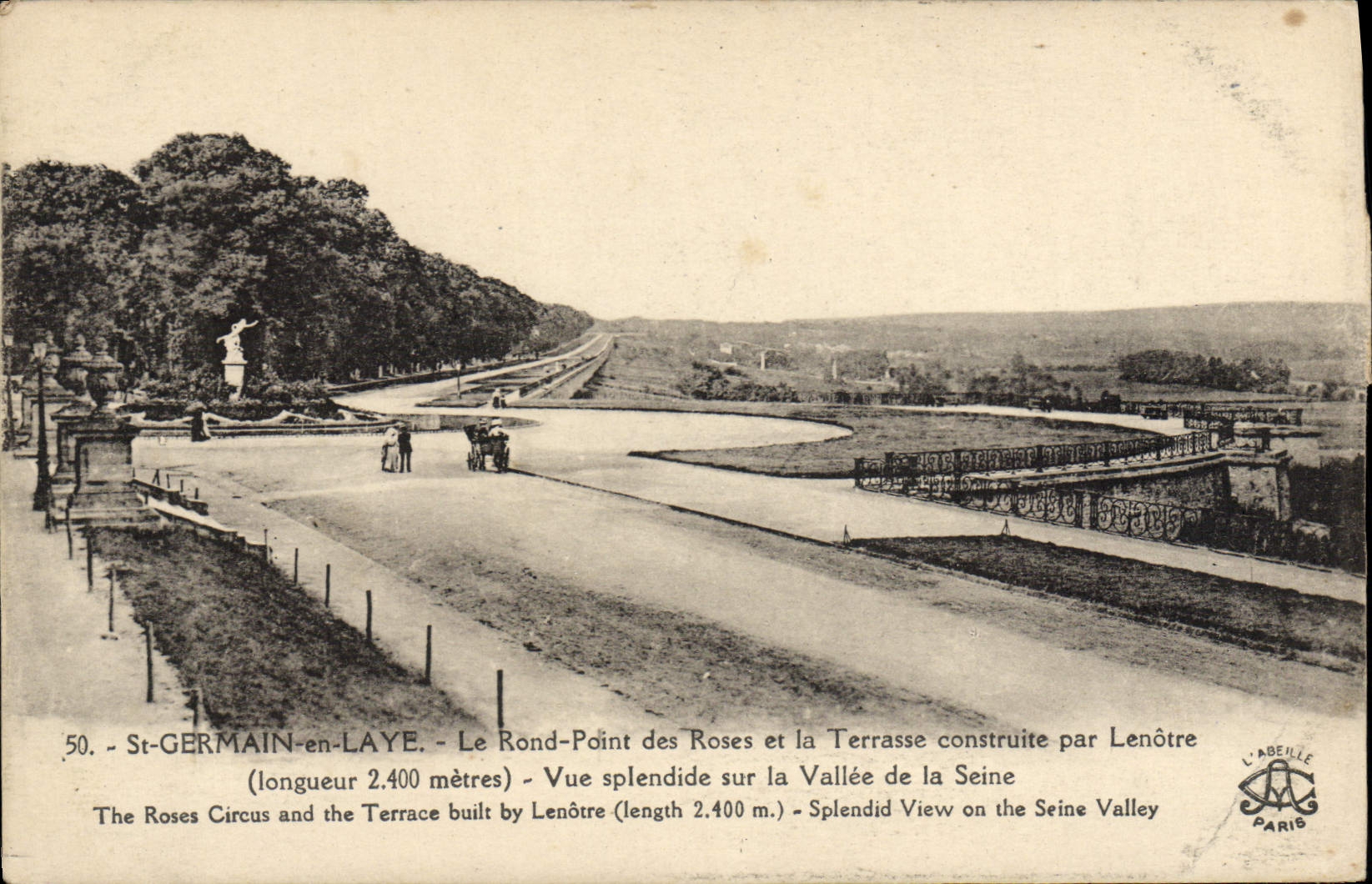 CPA St Germain en Laye Le Rond Point des Roses et la terrasse construite par Lenotre
