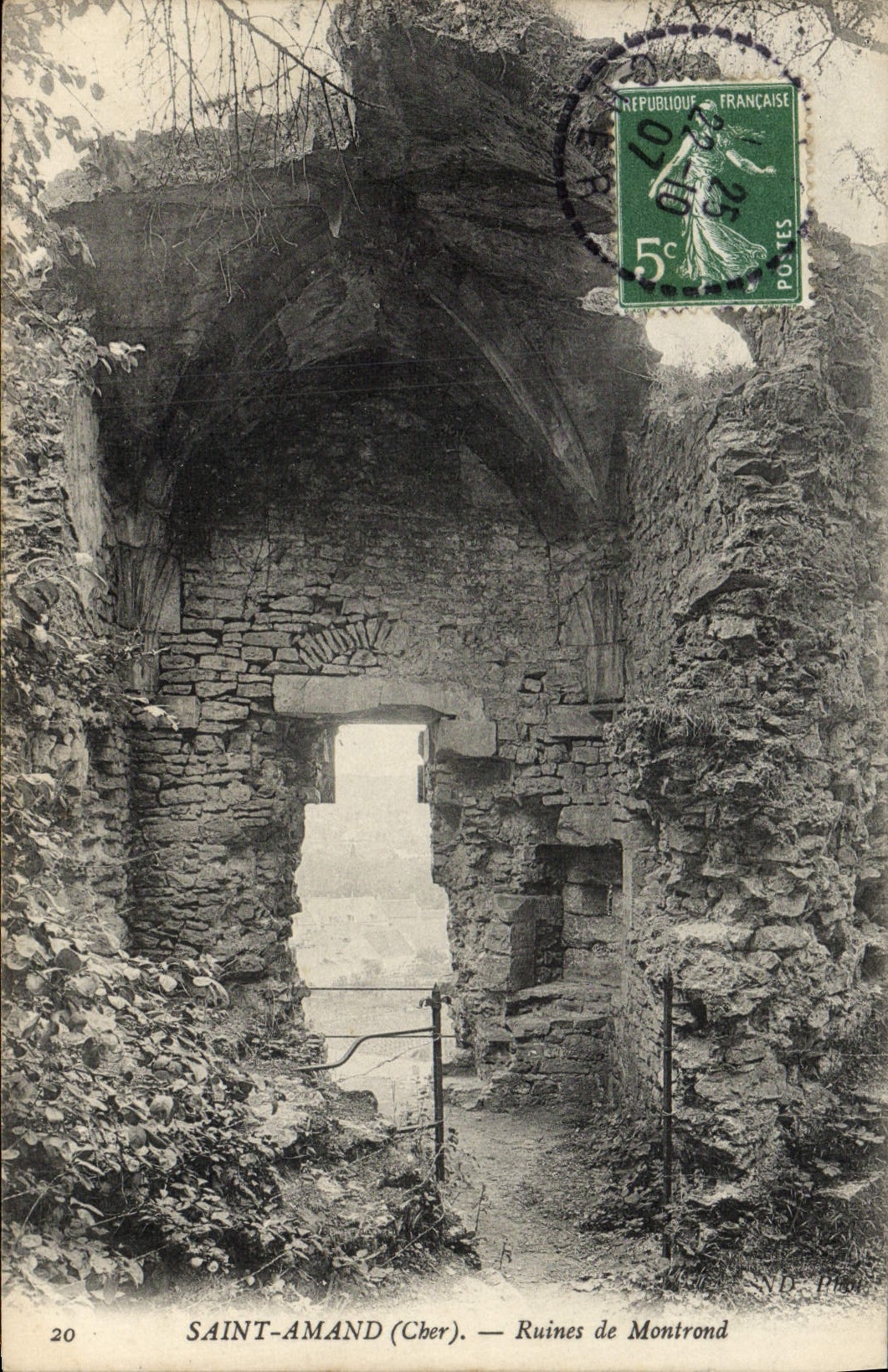 VINTAGE POSTCARD Holy Amand Ruins of Montrond