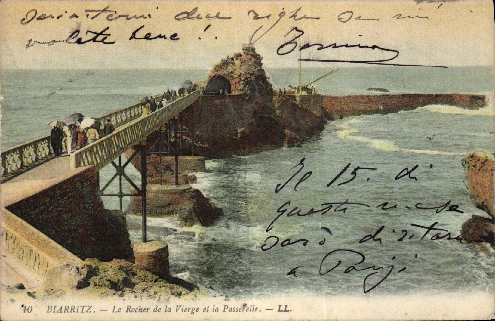 CPA Biarritz Le Rocher de la Vierge et la Passerelle