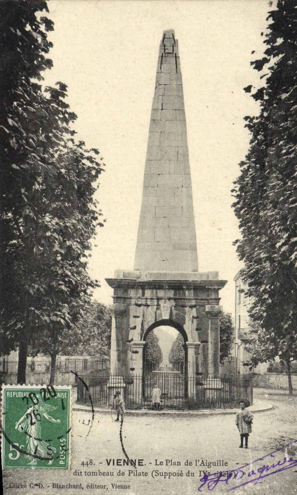 CPA Vienne Le Plan de L'Aiguille dit tombeau de Pilate