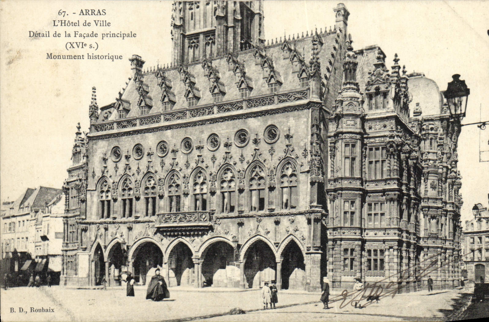 VINTAGE POSTCARD Arras the Town hall Detail of the principal frontage