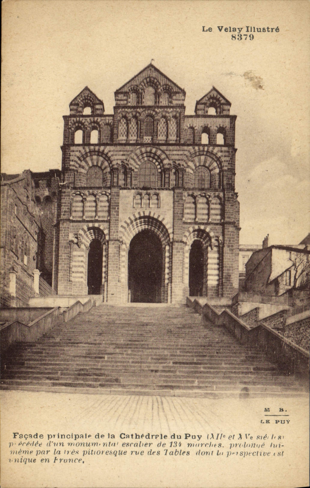 CPA Facade principale de la cathedrale du Puy