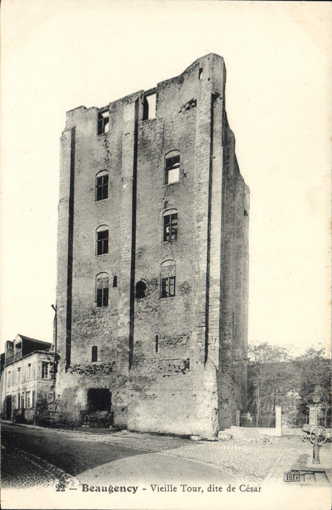 CPA Beaugency Vieille Tour Dite De Cesar