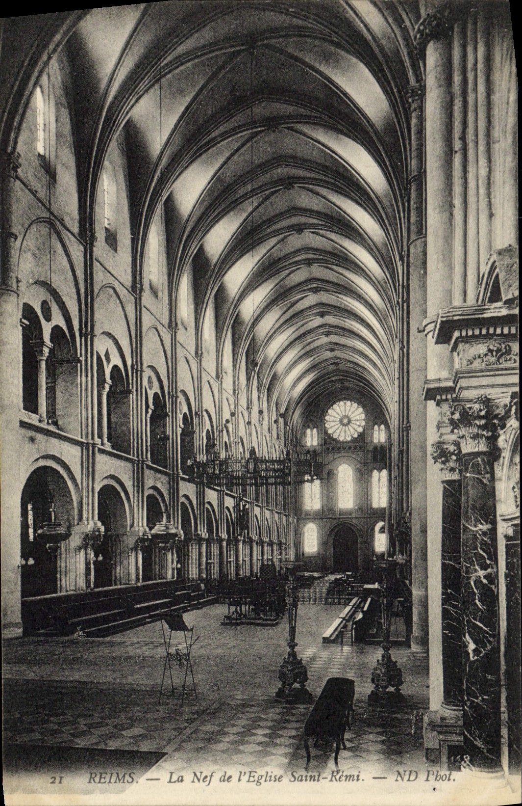 POSTAL Reims de la VENDIMIA el Saint Remi de De I' Eglise del cubo