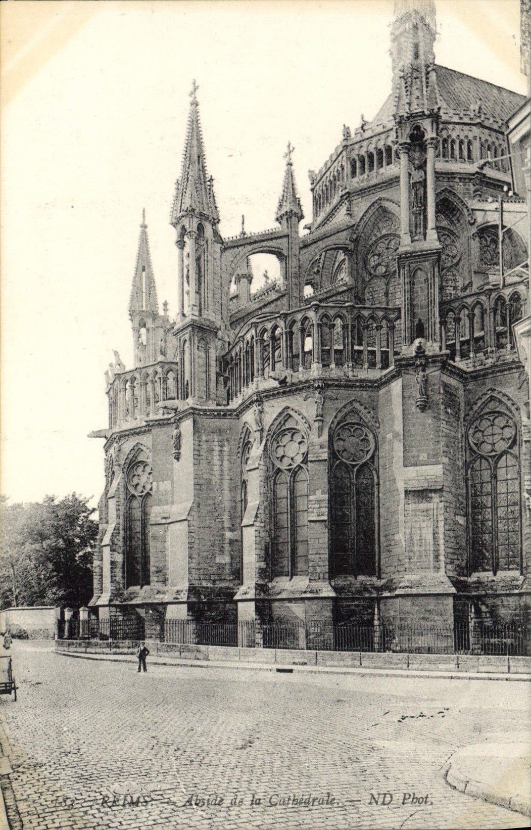 Apse de Reims de la POSTAL de la VENDIMIA de la catedral