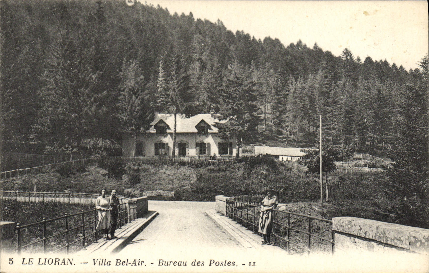 VINTAGE POSTCARD Lioran Villa Bel Air Office of the Stations