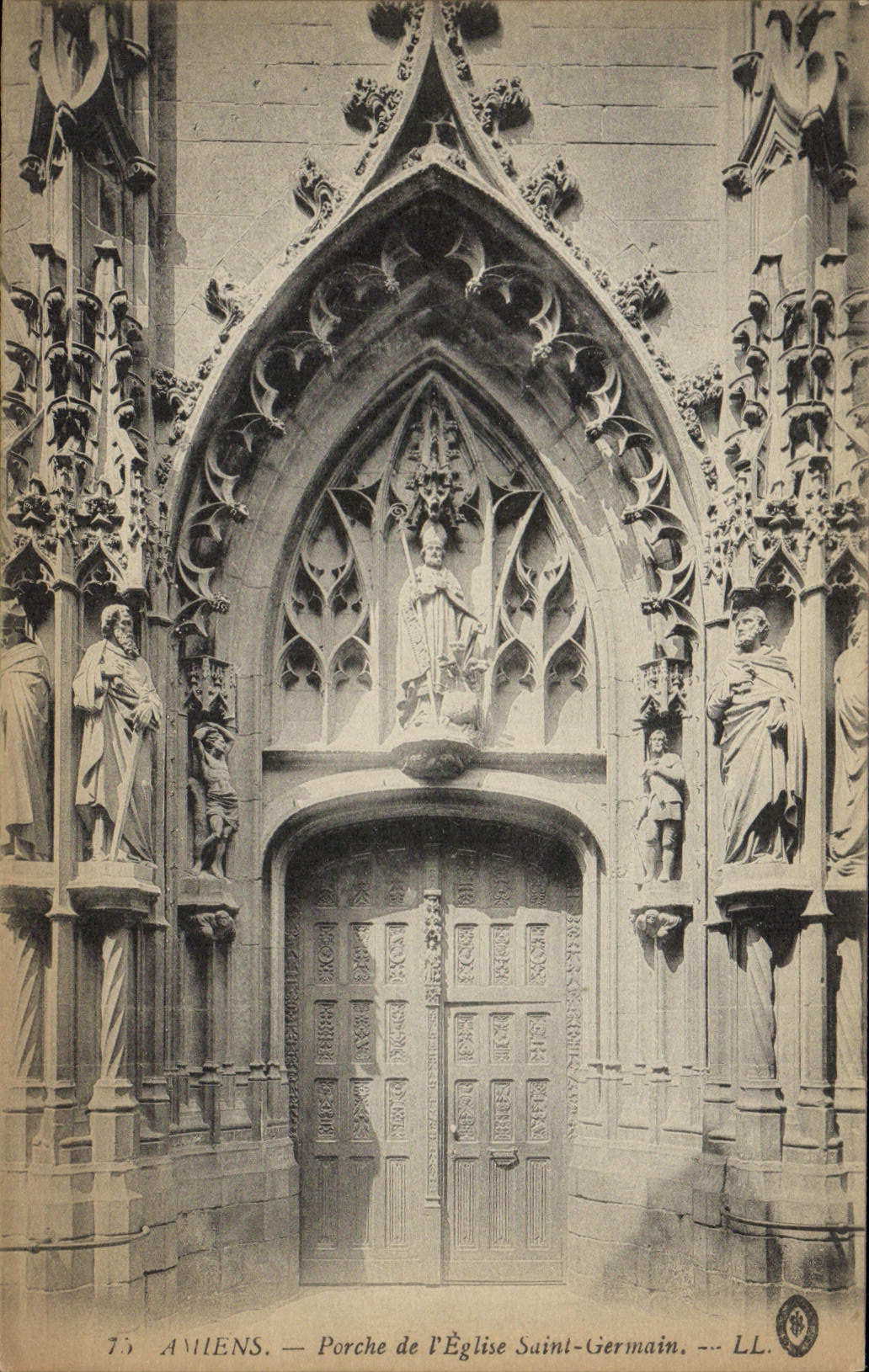 VINTAGE POSTCARD Amiens Porch De I' Eglise Saint Germain