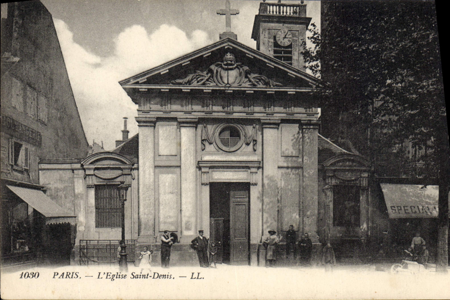 CPA Paris L'Eglise Saint Denis