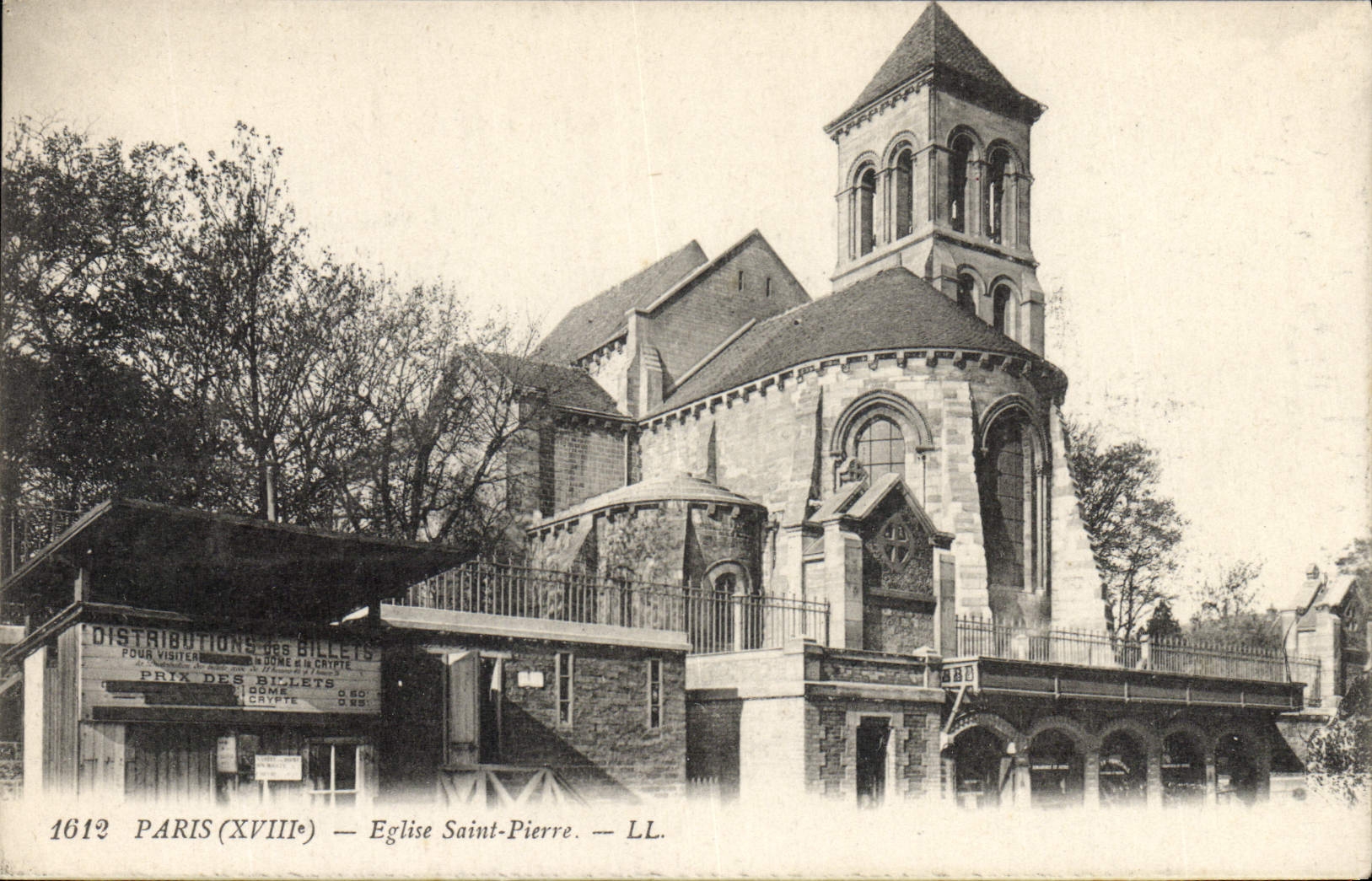 CPA Paris Eglise Saint Pierre