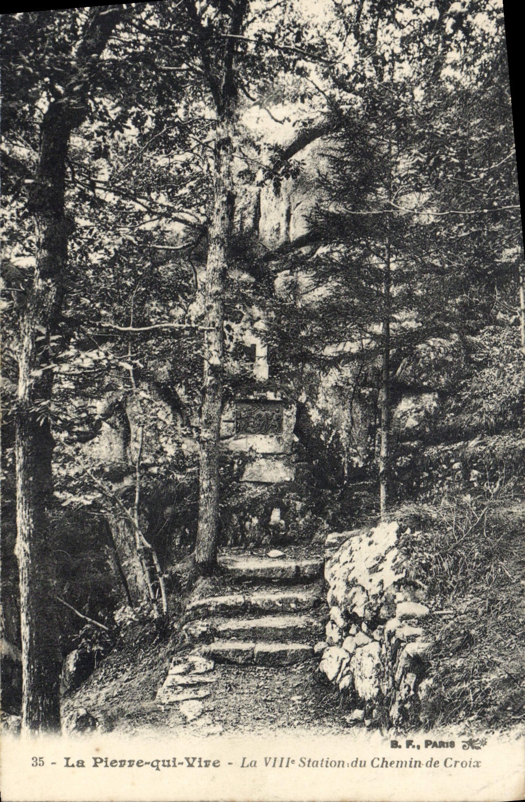 CPA La Pierre Qui Vire La 8eme station du chemin de croix