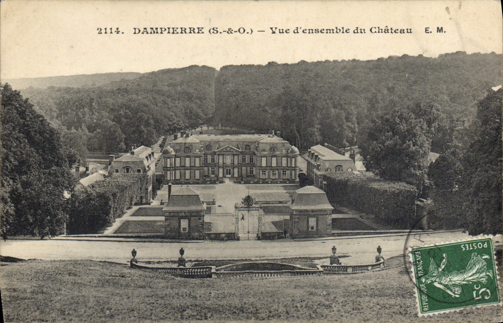 CPA Dampierre Vue D'Ensemble Du Chateau