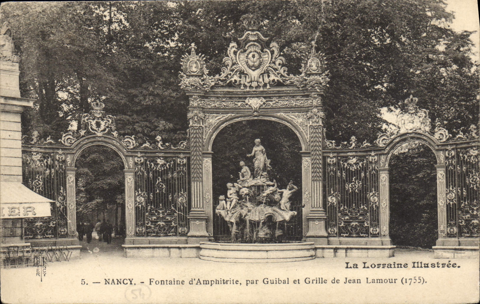 CPA Nancy Fontaine D'Amphitrite Par Guibal Et Grille De Jean Lamour