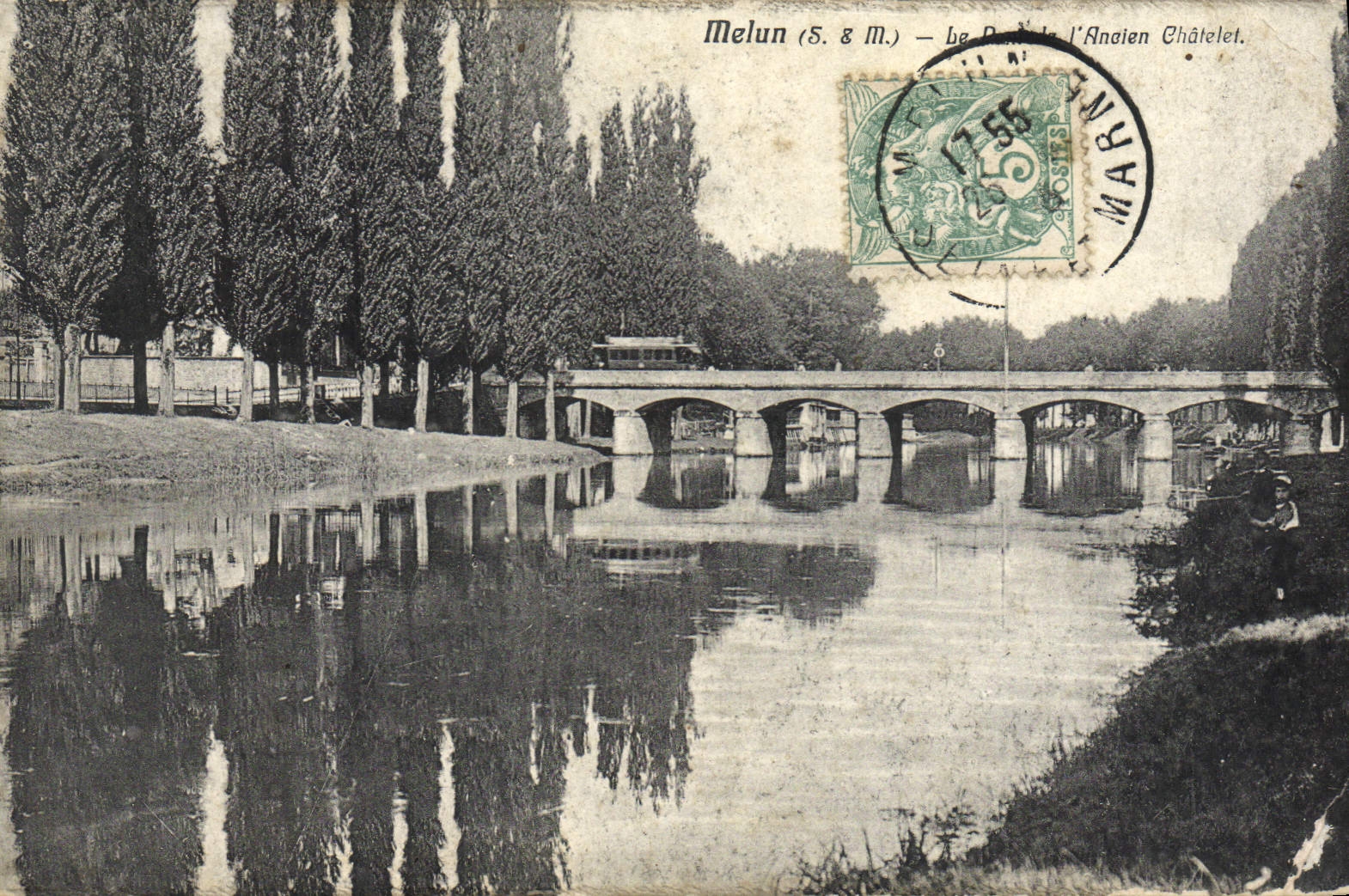 VINTAGE POSTCARD Melun the bridge of old Chatelet