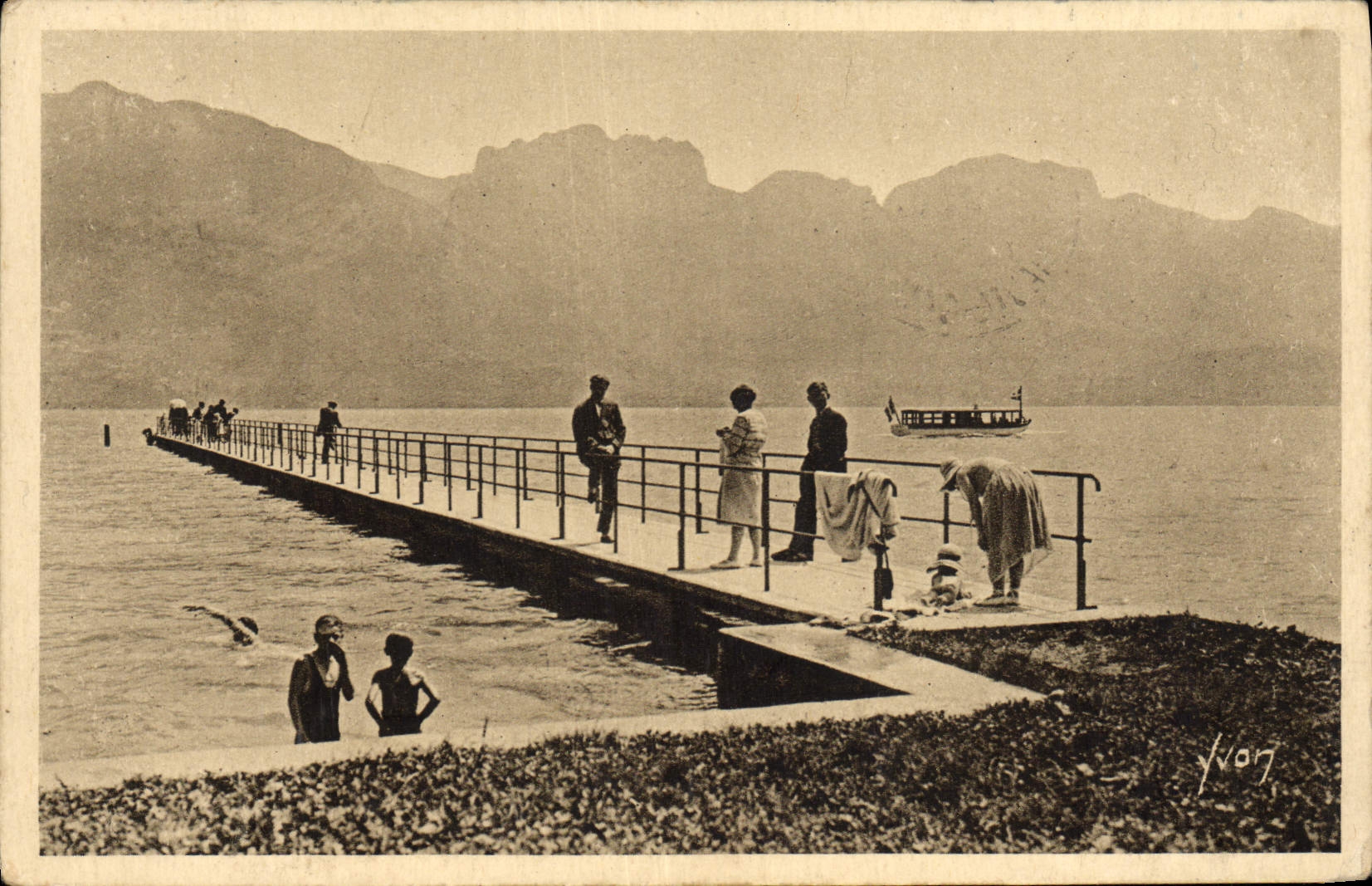 CPA Annecy Et Son Lac