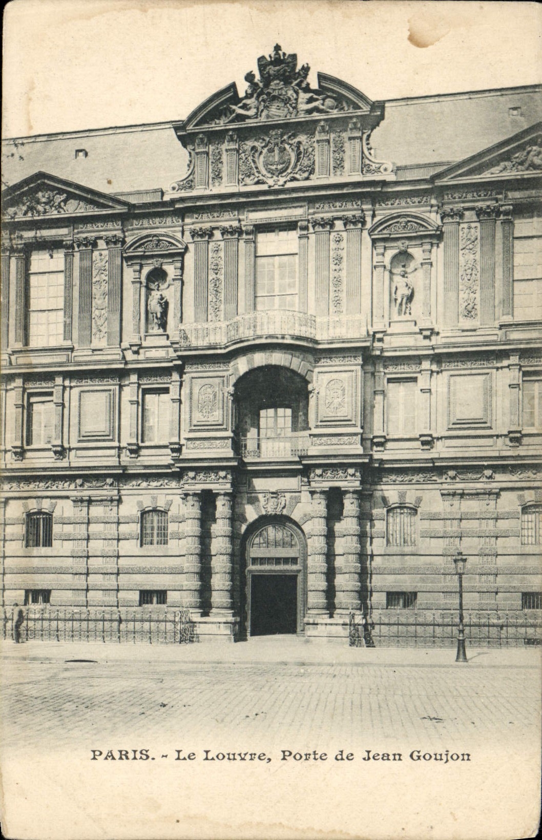 CPA Paris Le Louvre Porte De Jean Goujon