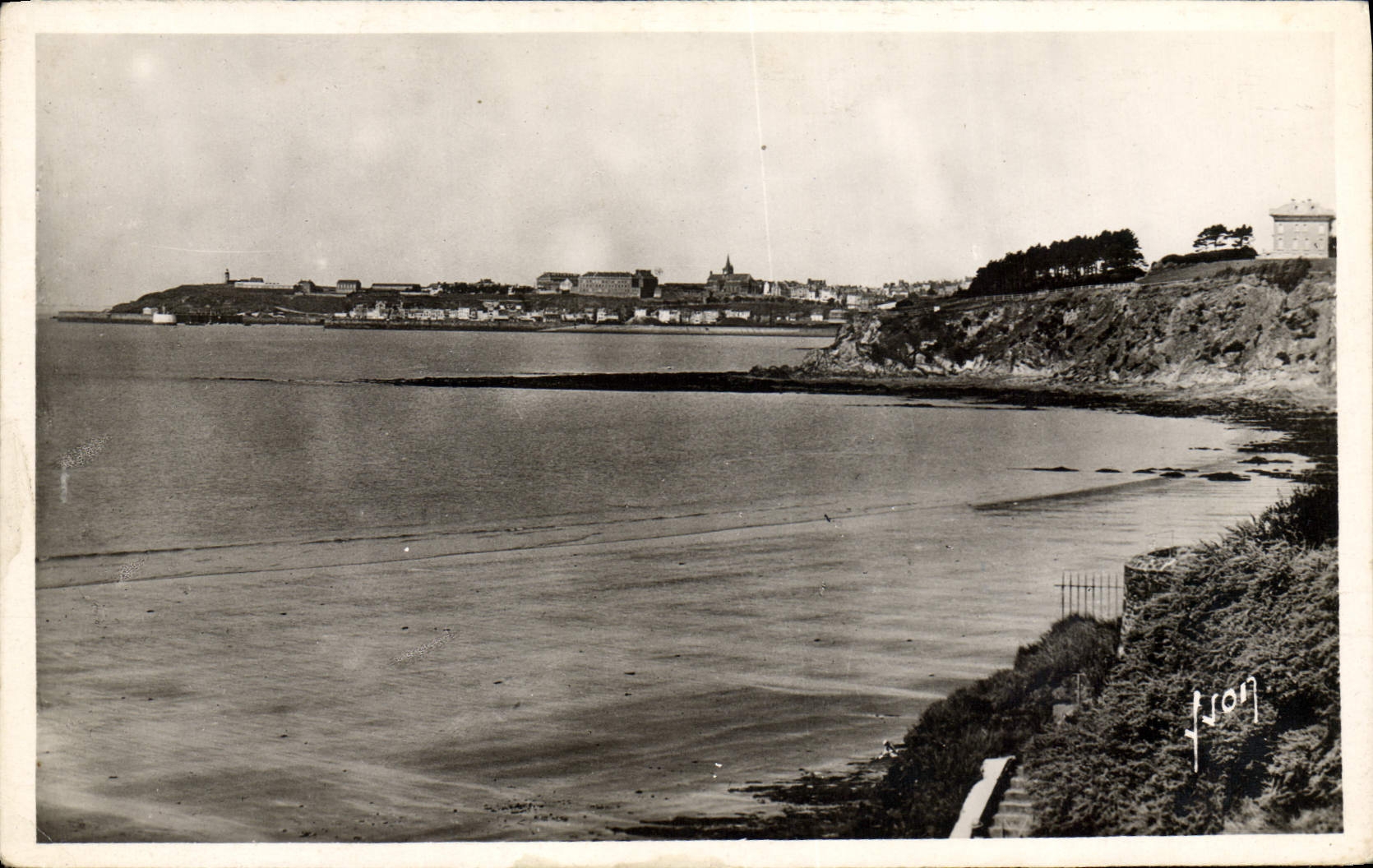 CPM Granville La Roche Gauthier Et La Haute Ville vue de Saint Pair