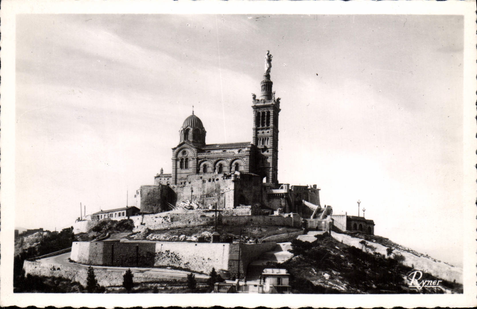 CPM Marseille Basilique ND De La Garde