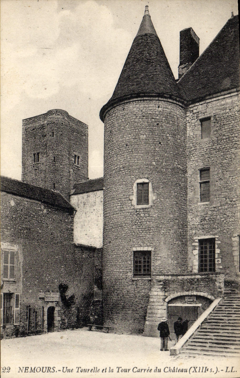 VINTAGE POSTCARD Nemours a Turret And the Square Tower Of the Castle