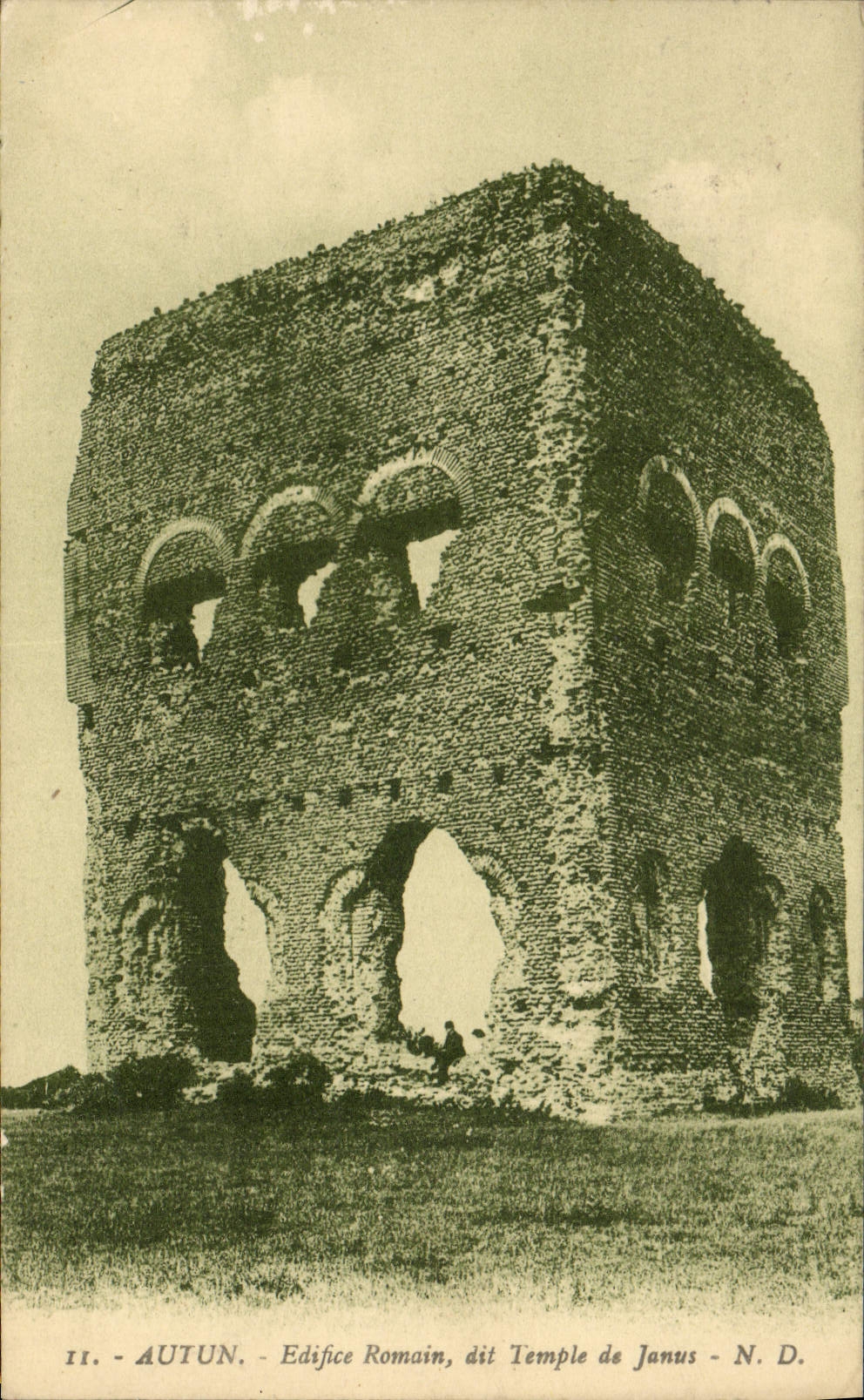 VINTAGE POSTCARD Autun Edifice Romain Says Temple of Janus