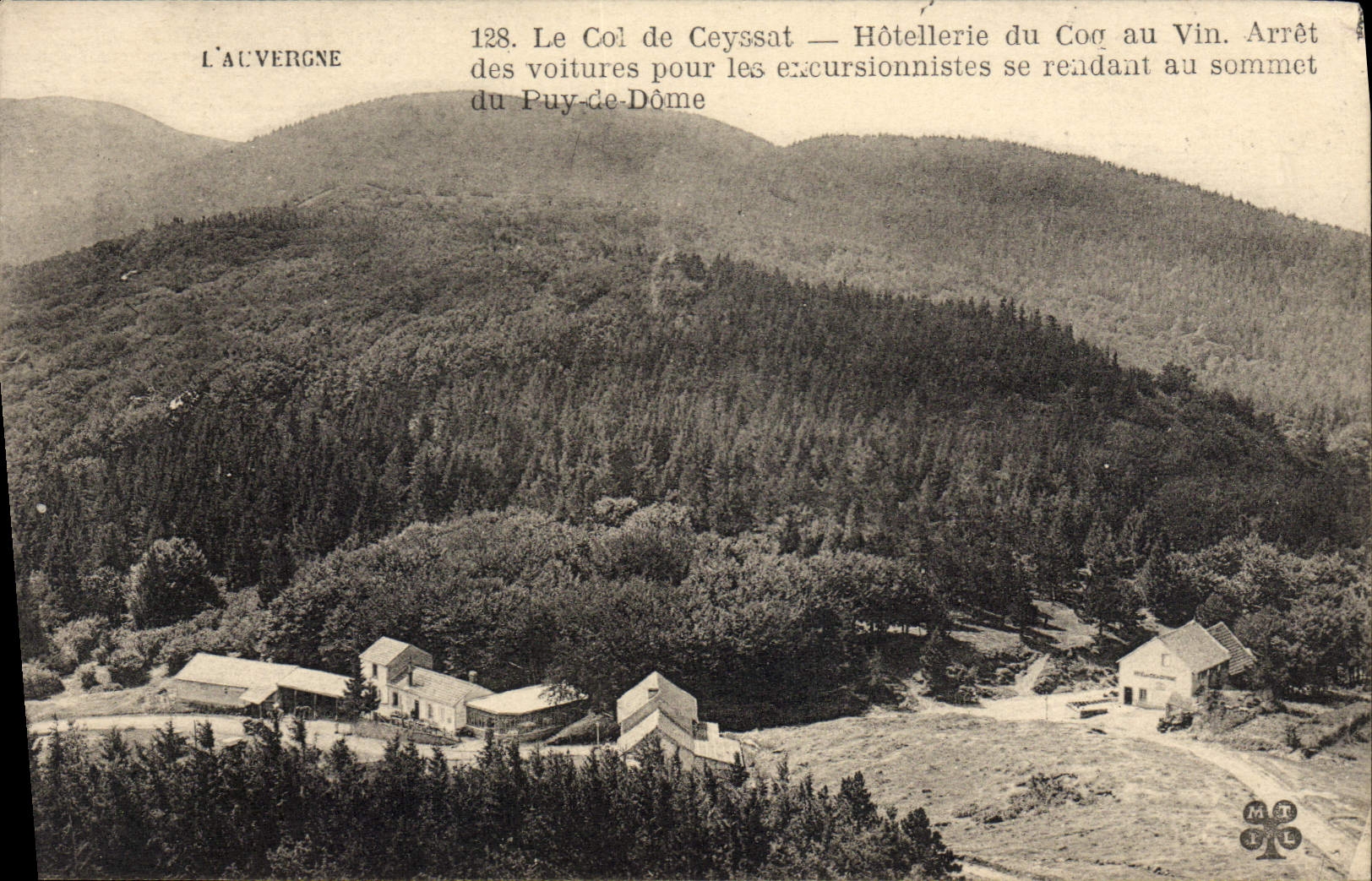 CPA L'Auvergne Le Col De Ceyssat Hotellerie Du Cov Au Vin