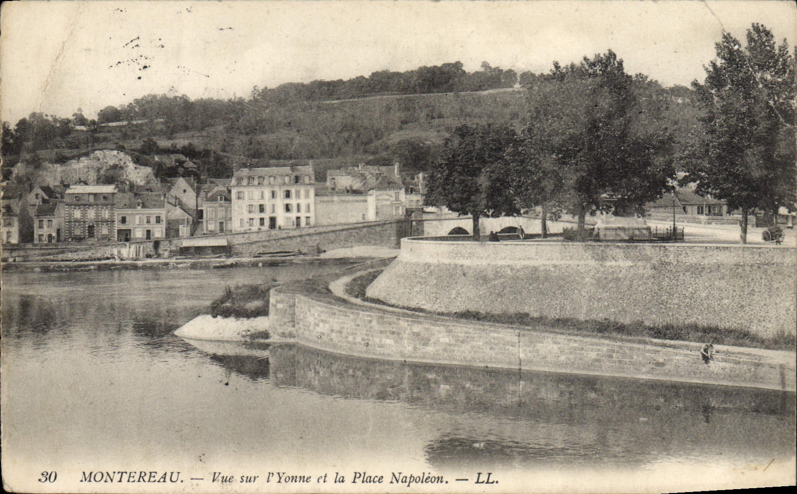 VINTAGE POSTCARD Montereau Seen On Yonne and the Place