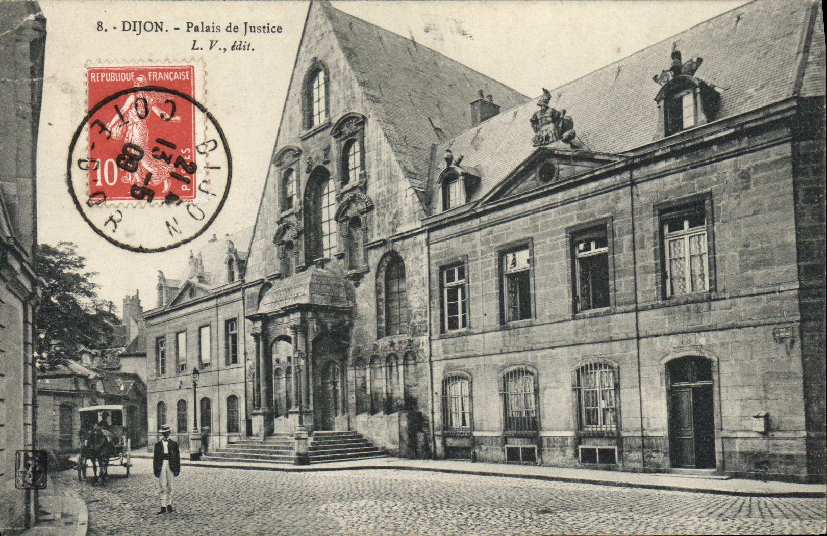 VINTAGE POSTCARD Dijon Law courts