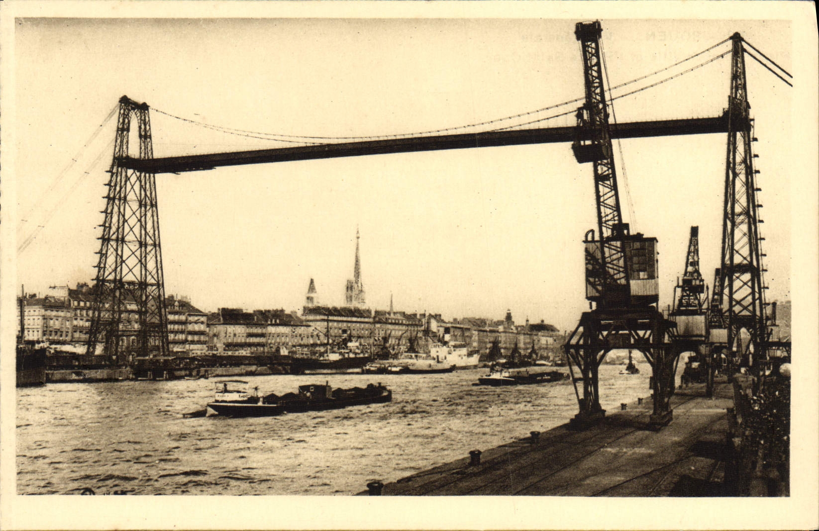 CPA Rouen La Seine et le Pont Transbordeur