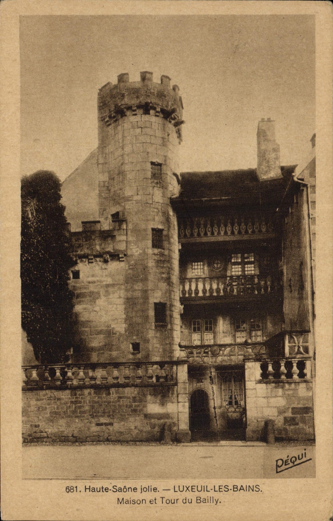 CPA Haute Saone Jolie Luxeuil Bains Maison et Tour du Bailly