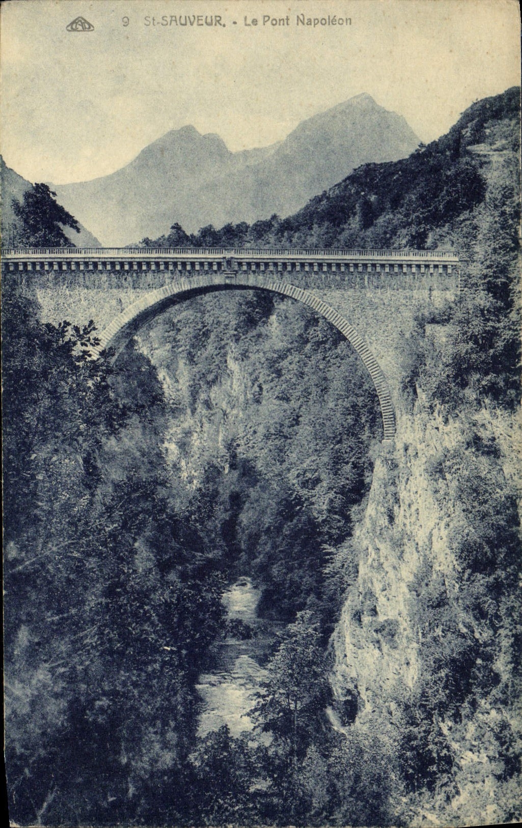 CPA St Sauveur Le Pont Napoleon