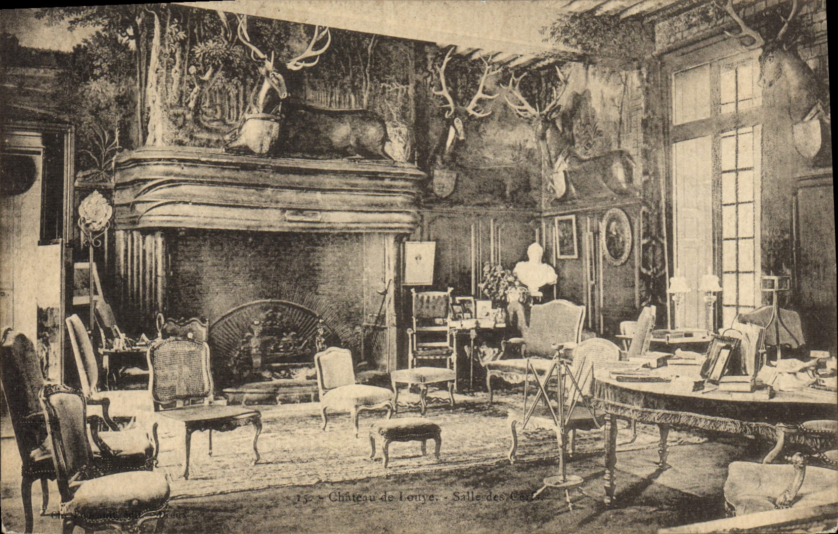 CPA Chateau de Louye Cerf