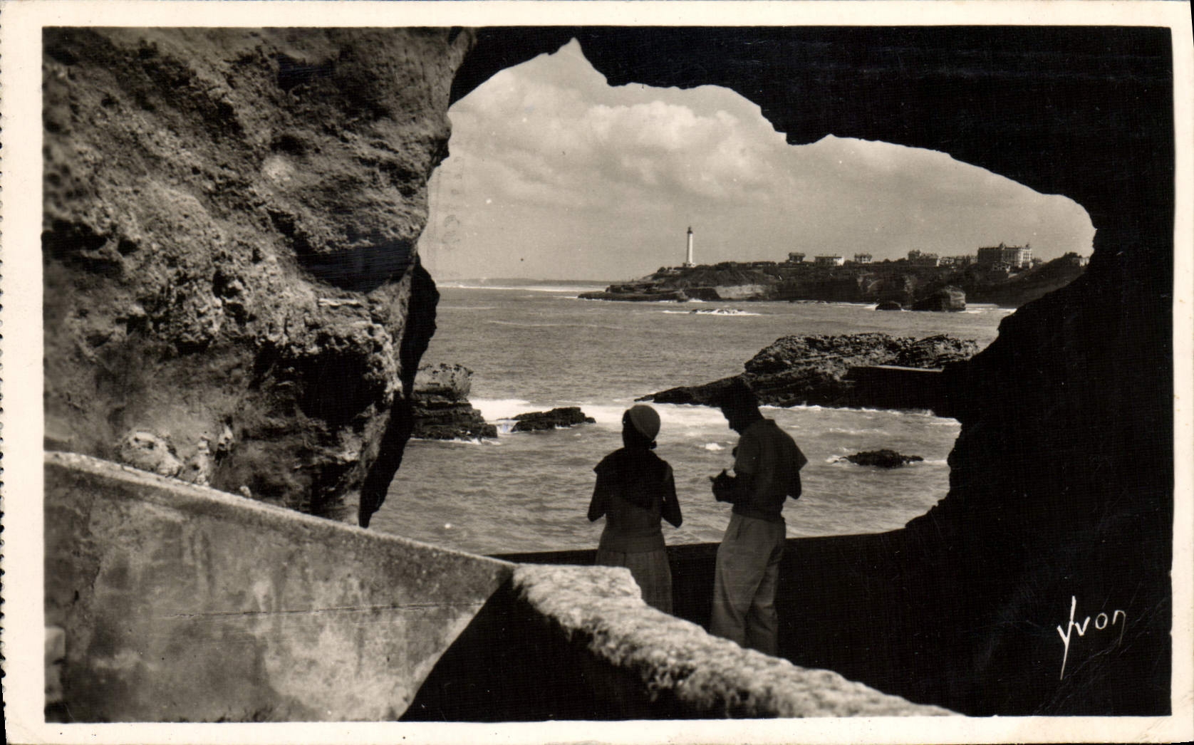 CPM Biarritz La Loge de Theatre
