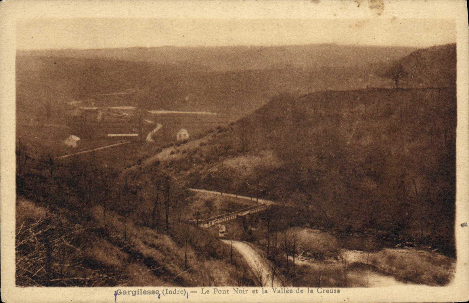 VINTAGE POSTCARD Gargilesse the Bridge and the Valley of the Hollow one