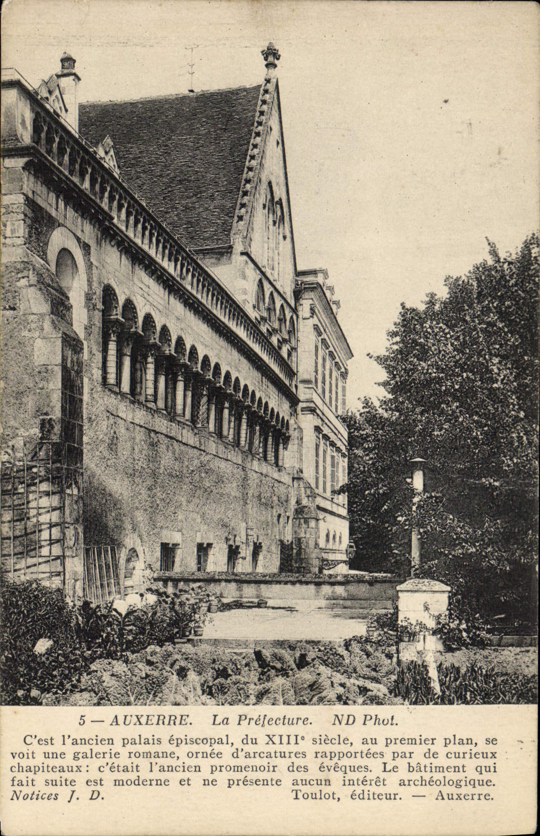 CPA Auxerre La Prefecture 