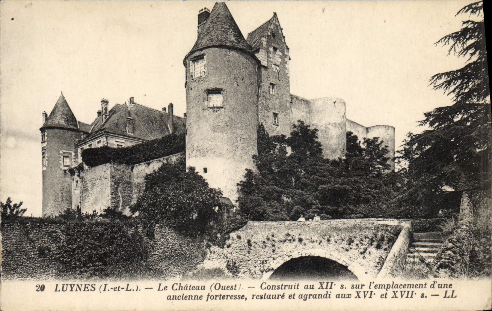 CPA Luynes Le Chateau 