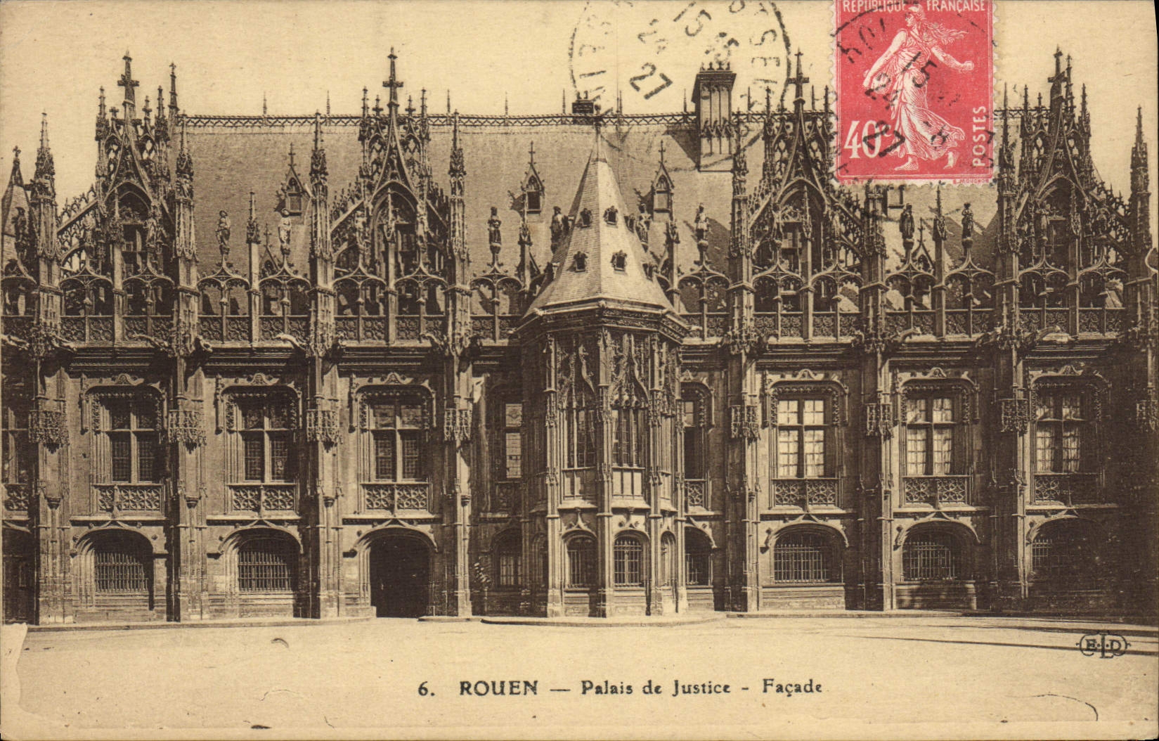 VINTAGE POSTCARD Rouen Law courts Frontage