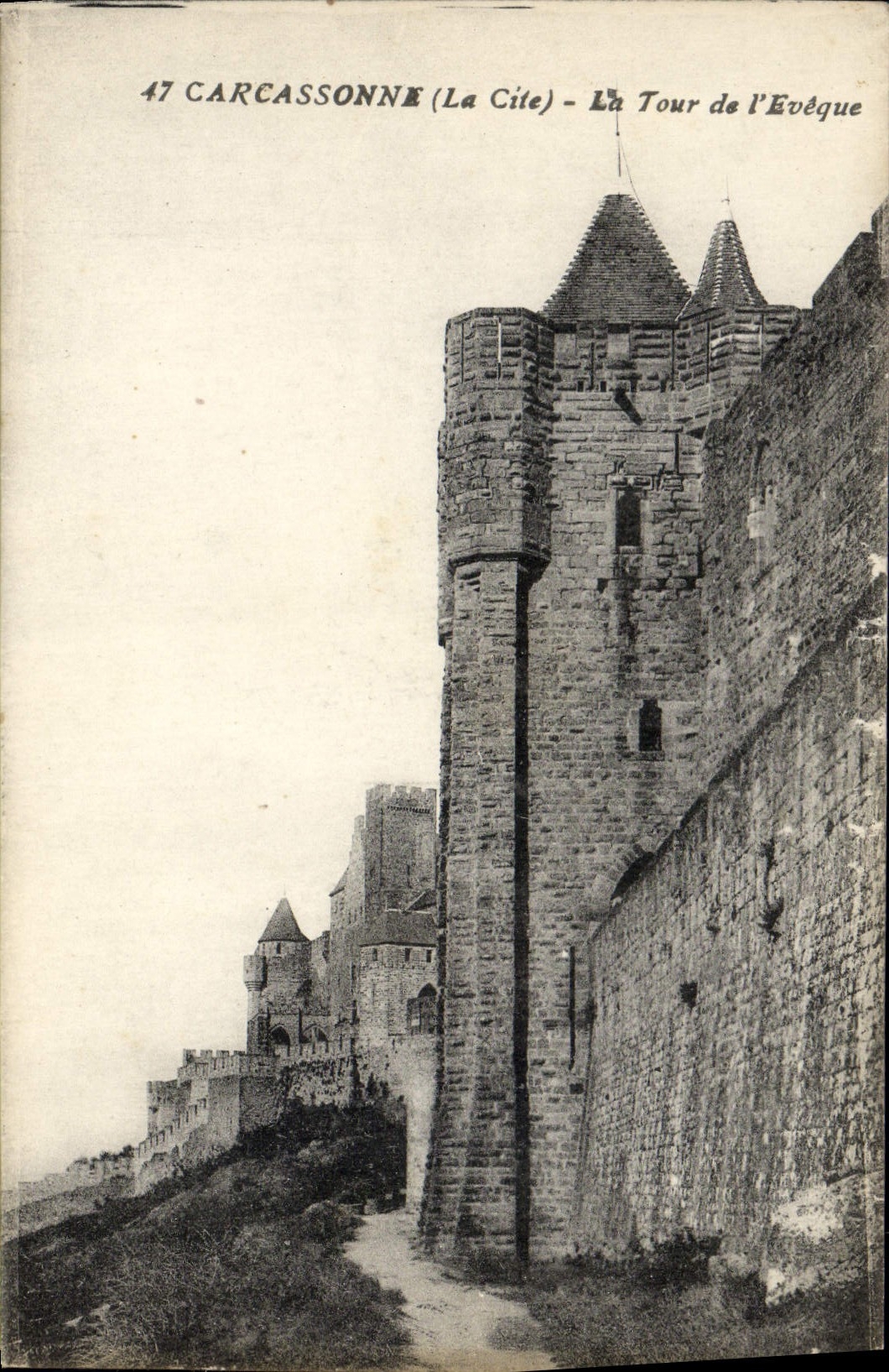 CPA Carcassonne La Tour de L'Eveque