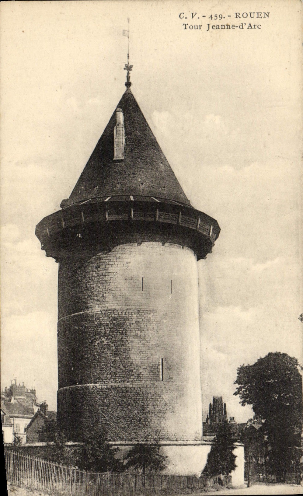 CPA Rouen Tour Jeanne D'Arc