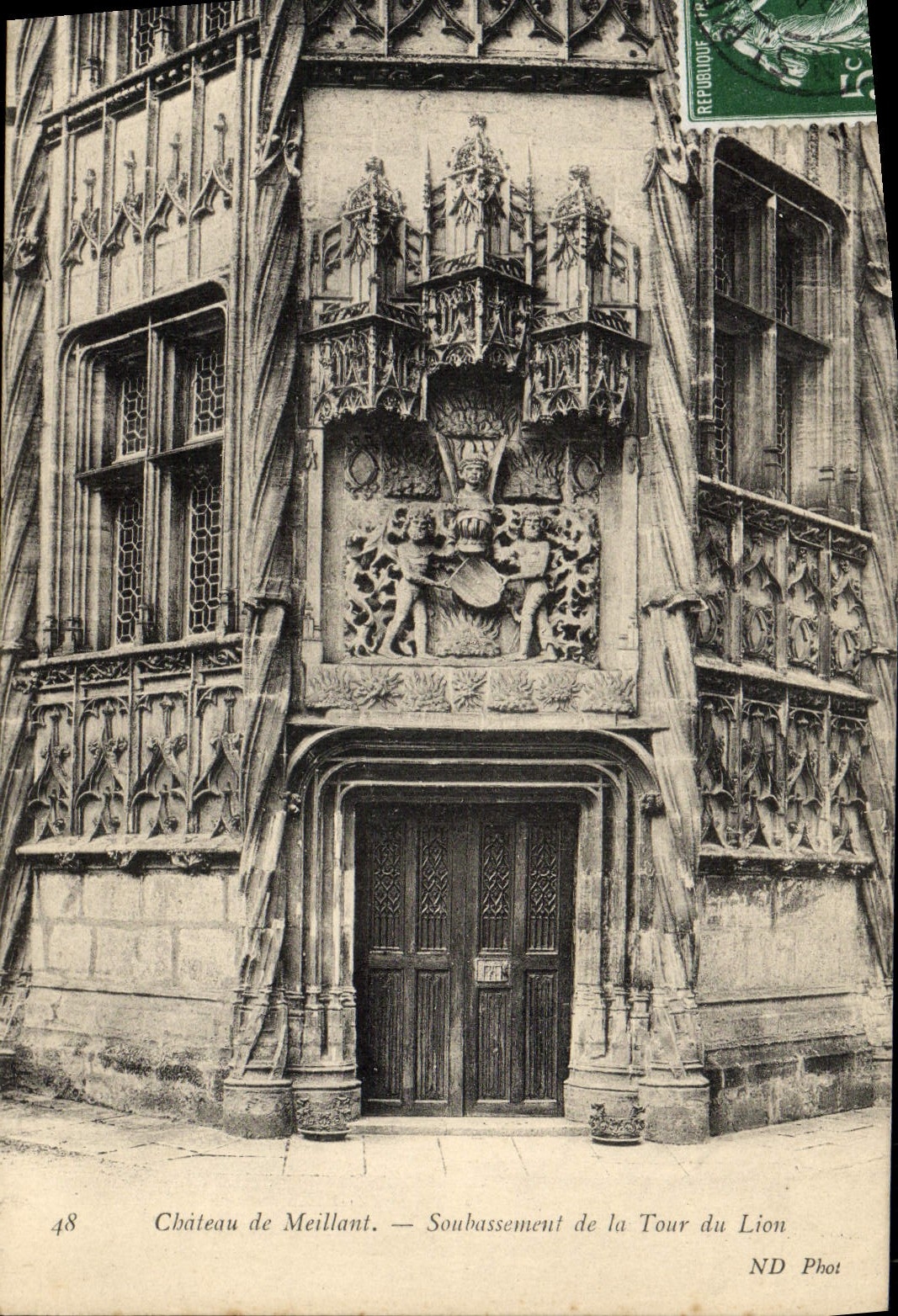 VINTAGE POSTCARD Castle of Meillant Base of the tower of the Lion