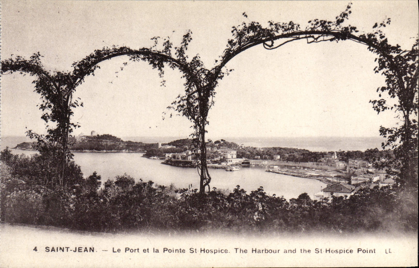 VINTAGE POSTCARD Holy Jean the Port and the Point St Old people's home