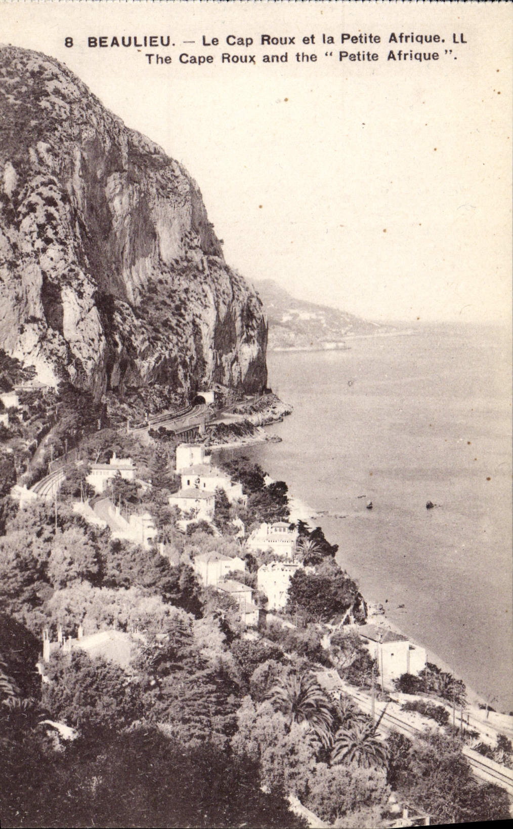 VINTAGE POSTCARD Beaulieu the Russet-red Cape and small Africa