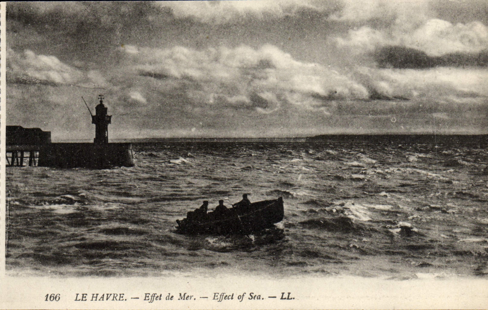 VINTAGE POSTCARD Le Havre Effect Sea