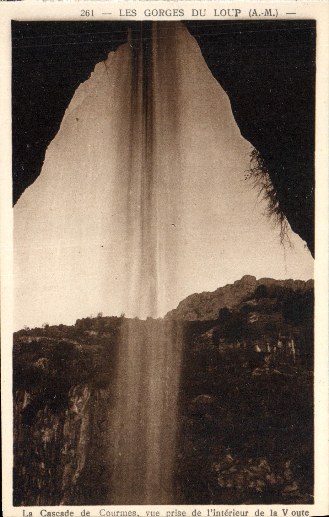 VINTAGE POSTCARD Gourdon Falls Of the Wolf the cascade of Courmes seen from of the interior of the vault