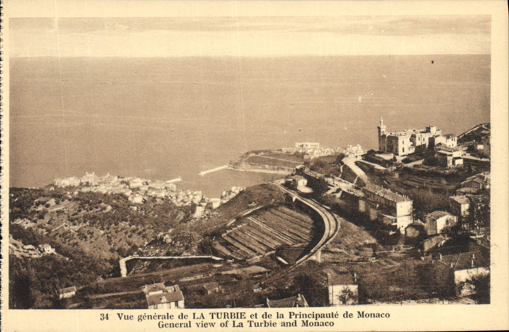 CPA La Turbie Vue generale et de la principaute de Monaco
