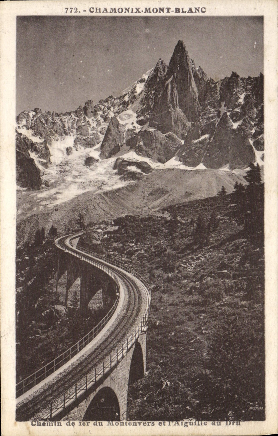 Ferrocarril de Chamonix Mont Blanc de la POSTAL de la VENDIMIA de Montenvers y la aguja de grueso