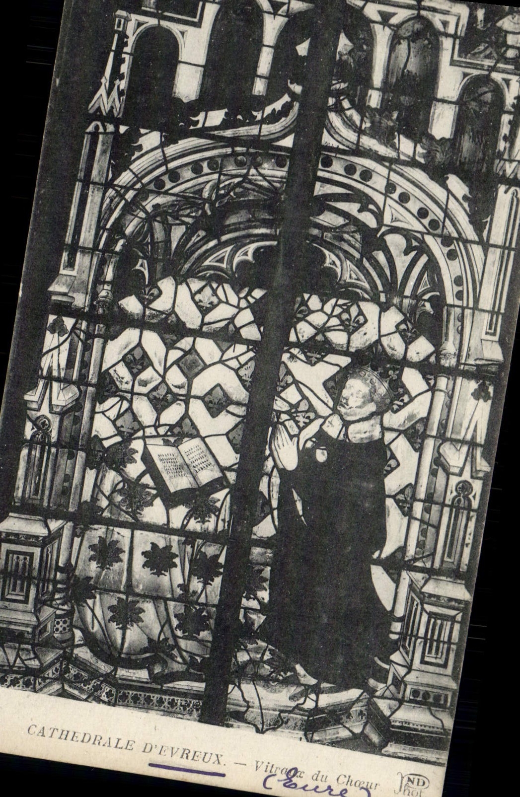 VINTAGE POSTCARD Cathedral D' Evreux Stained glasses of the Chorus