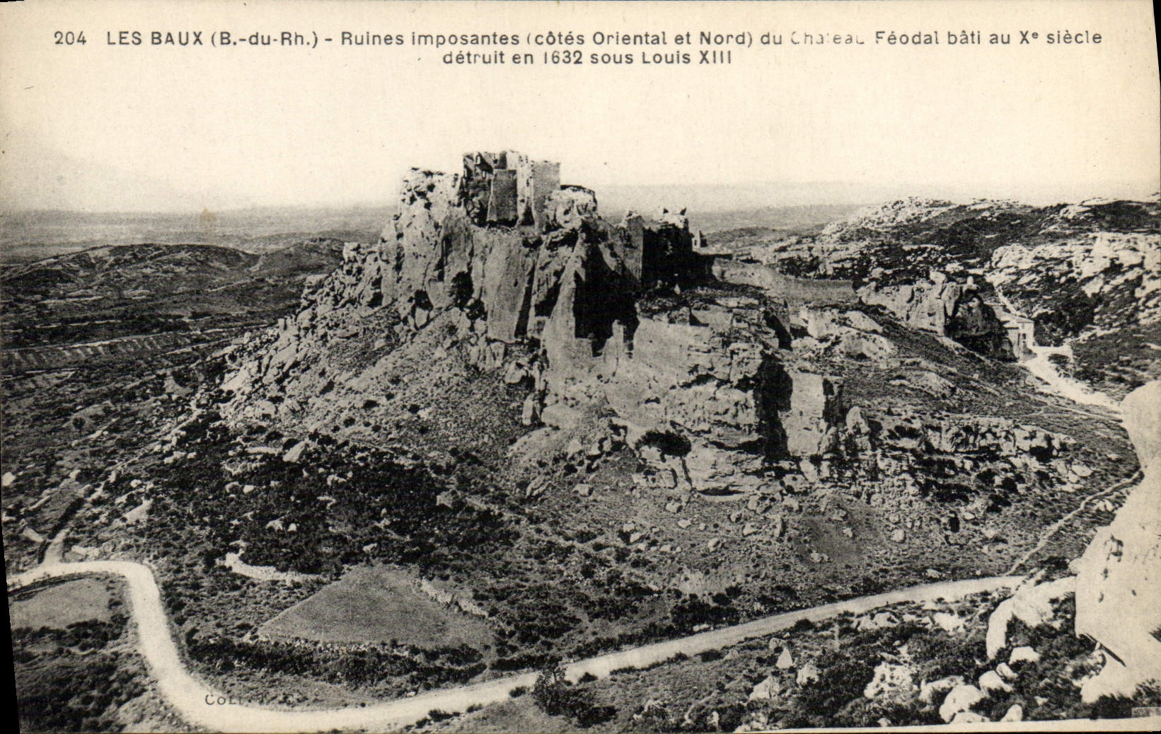CPA Les Baux Ruines Imposantes