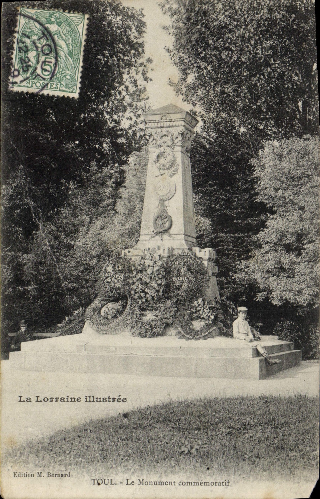 VINTAGE POSTCARD Toul the Memorial