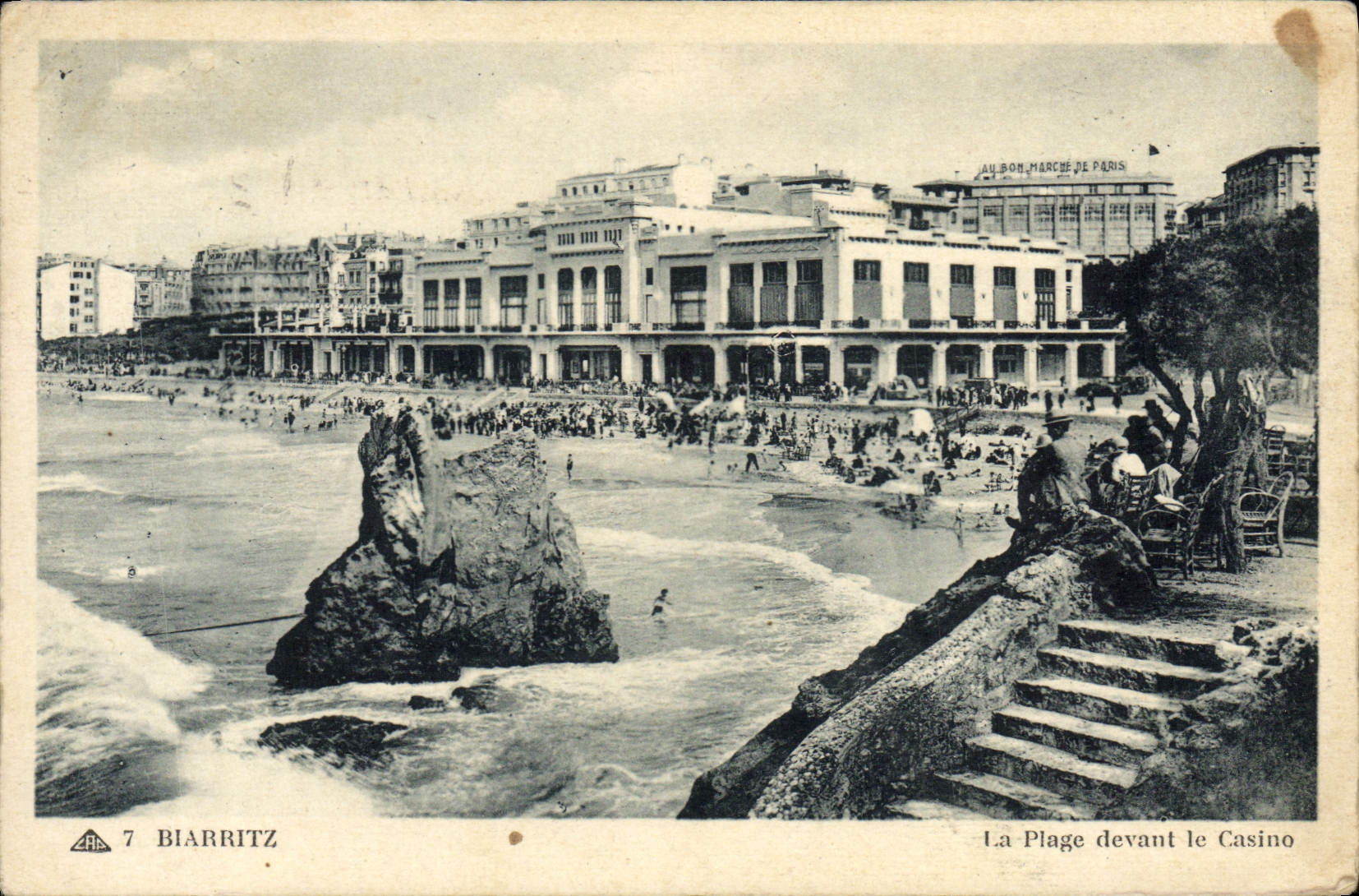 CPA Biarritz La Plage Devant le Casino
