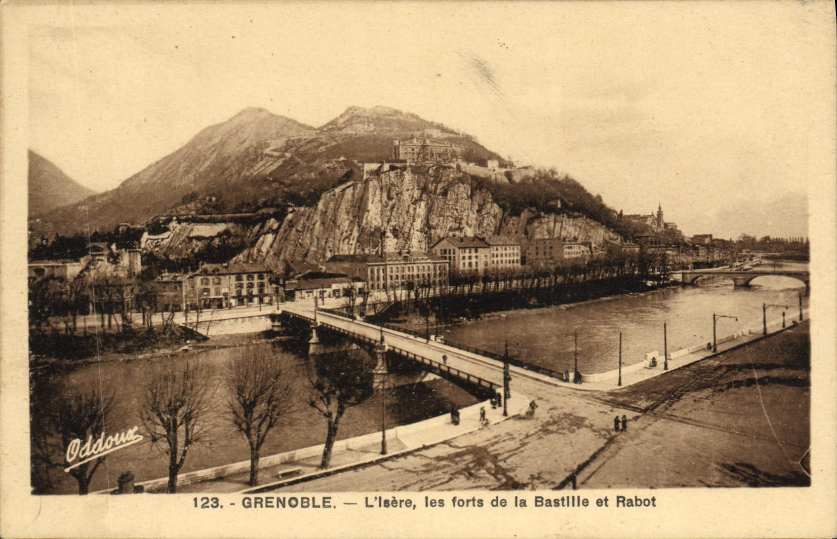 CPA Grenoble L'Isere les Forts de la Bastille et Rabot